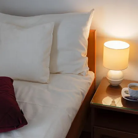 I Wzgorze Jerrego I Z Widokiem Na Gory