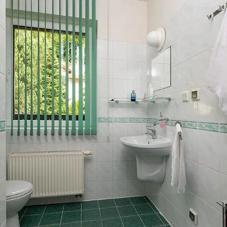 Willa I Wzgorze Jerrego Apartamenty I Pokoje Z Widokiem Na Gory B&B