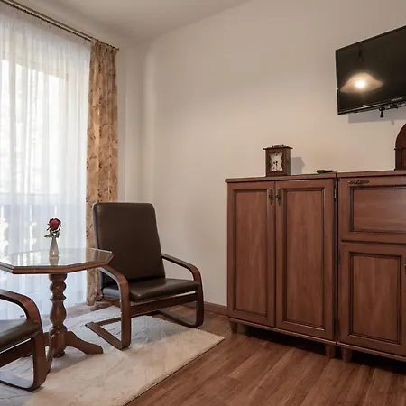 I Wzgorze Jerrego Apartamenty, I Z Widokiem Na Gory 3* 什切尔克