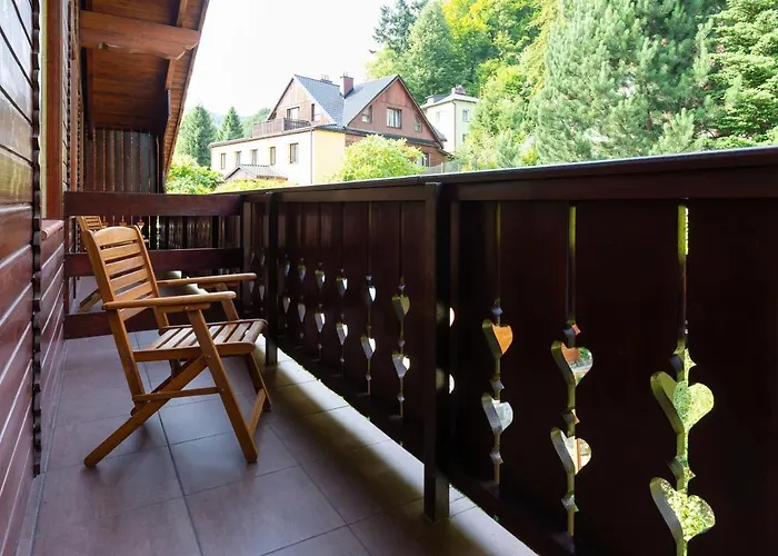 Panzió I Wzgorze Jerrego I Z Widokiem Na Gory Szczyrk