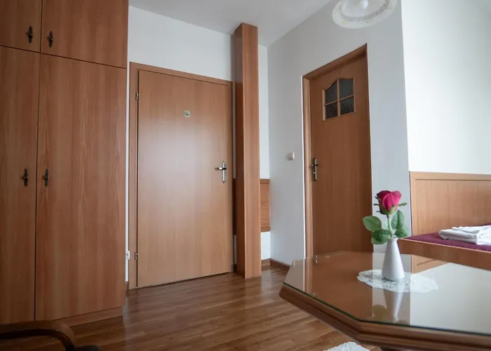 Panzió I Wzgorze Jerrego I Z Widokiem Na Gory