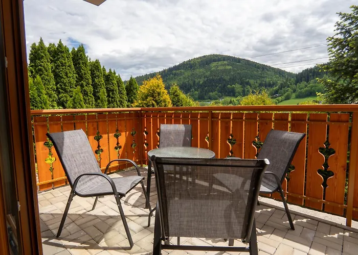 I Wzgorze Jerrego I Z Widokiem Na Gory