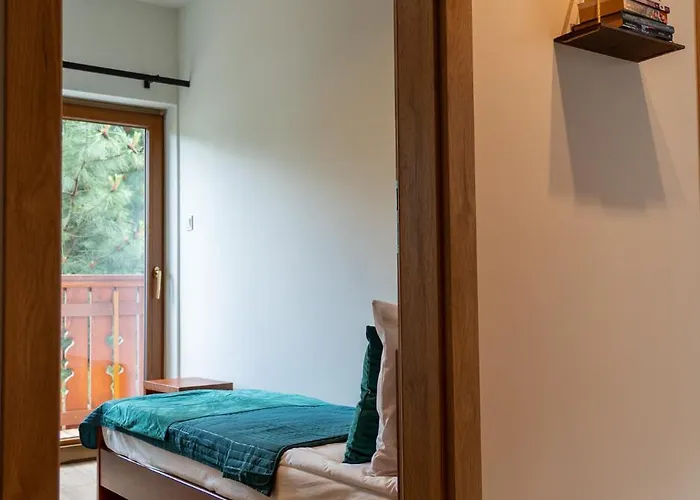 I Wzgorze Jerrego I Z Widokiem Na Gory