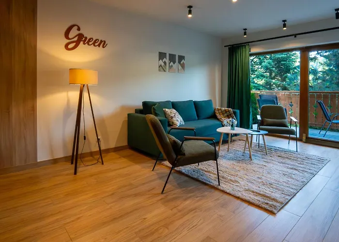 I Wzgorze Jerrego I Z Widokiem Na Gory